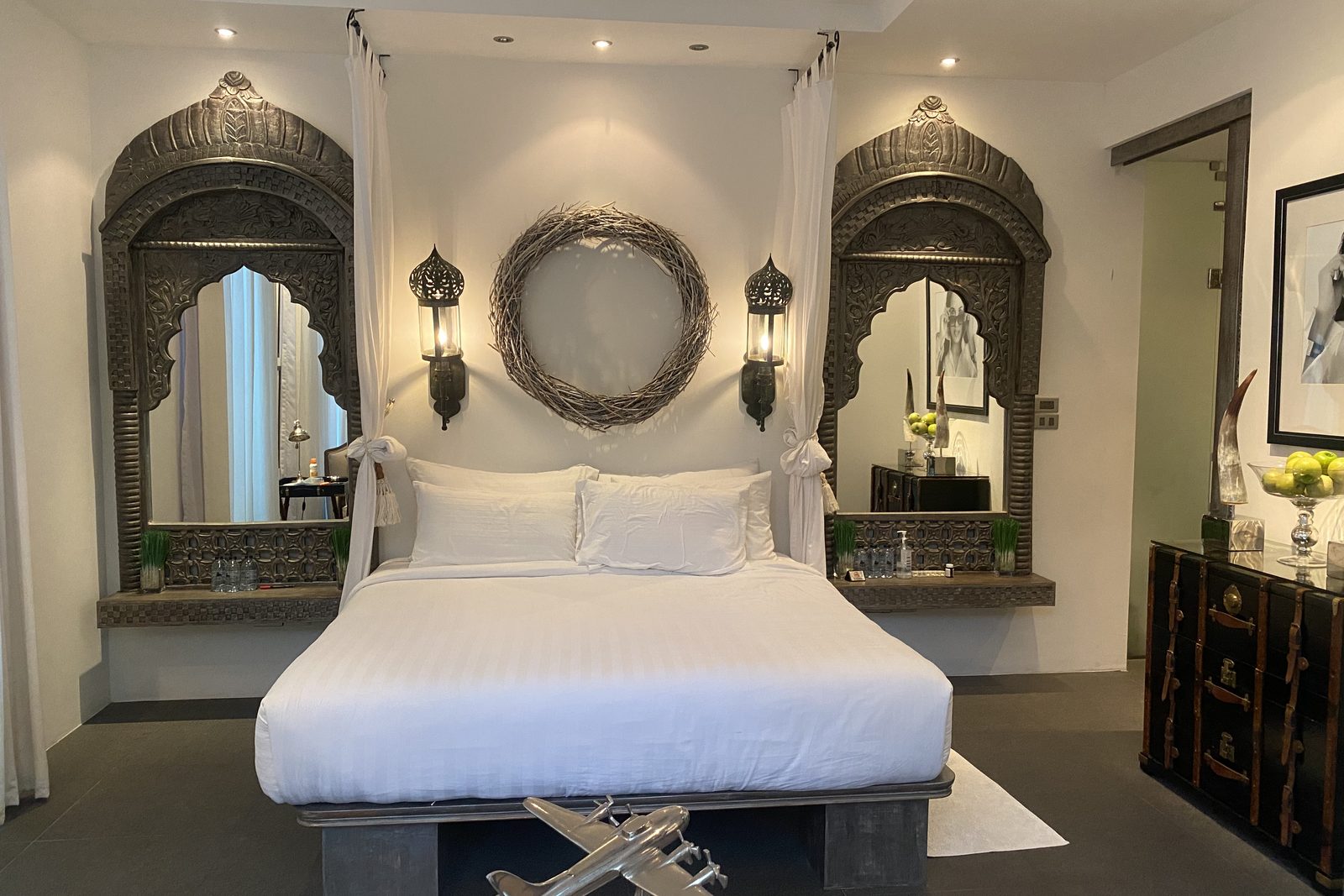 Surin Waterfall Villa 4BR – Holiday Rental – photo 11
