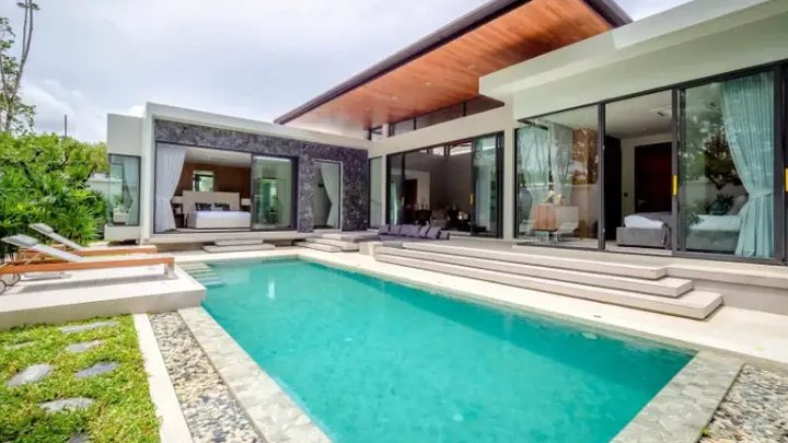 Botanica Four Seasons - Autumn Modern Loft