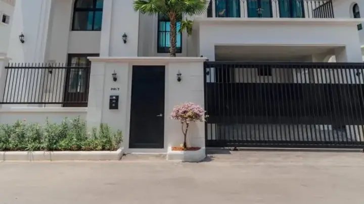 Fifth Element, Bang Tao, Phuket