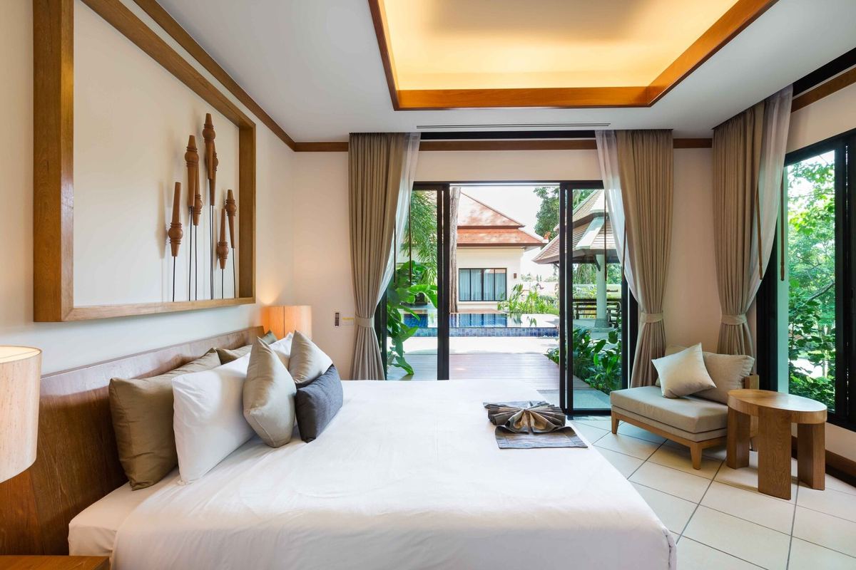 Nai Harn Baan Bua, Nai Harn, Phuket