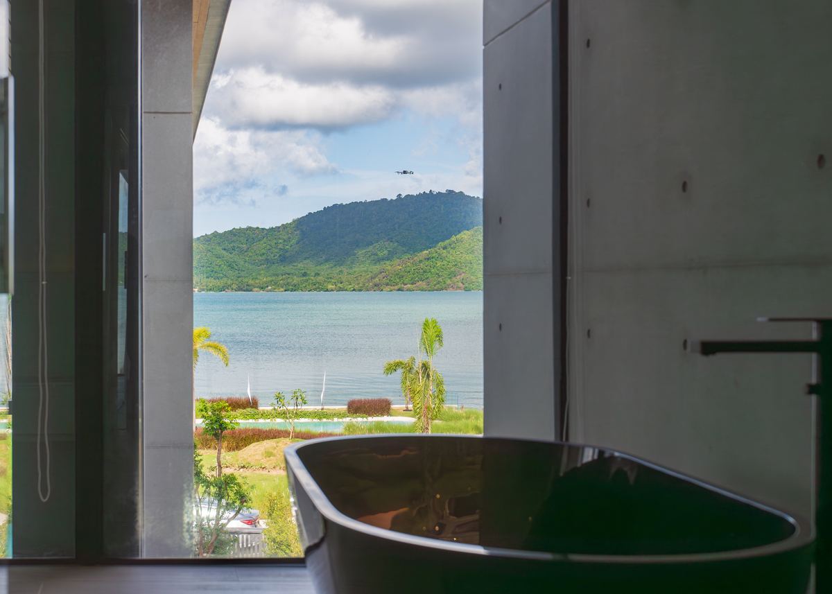 Sea Theatre Rawai Beachfront, Karon, Phuket