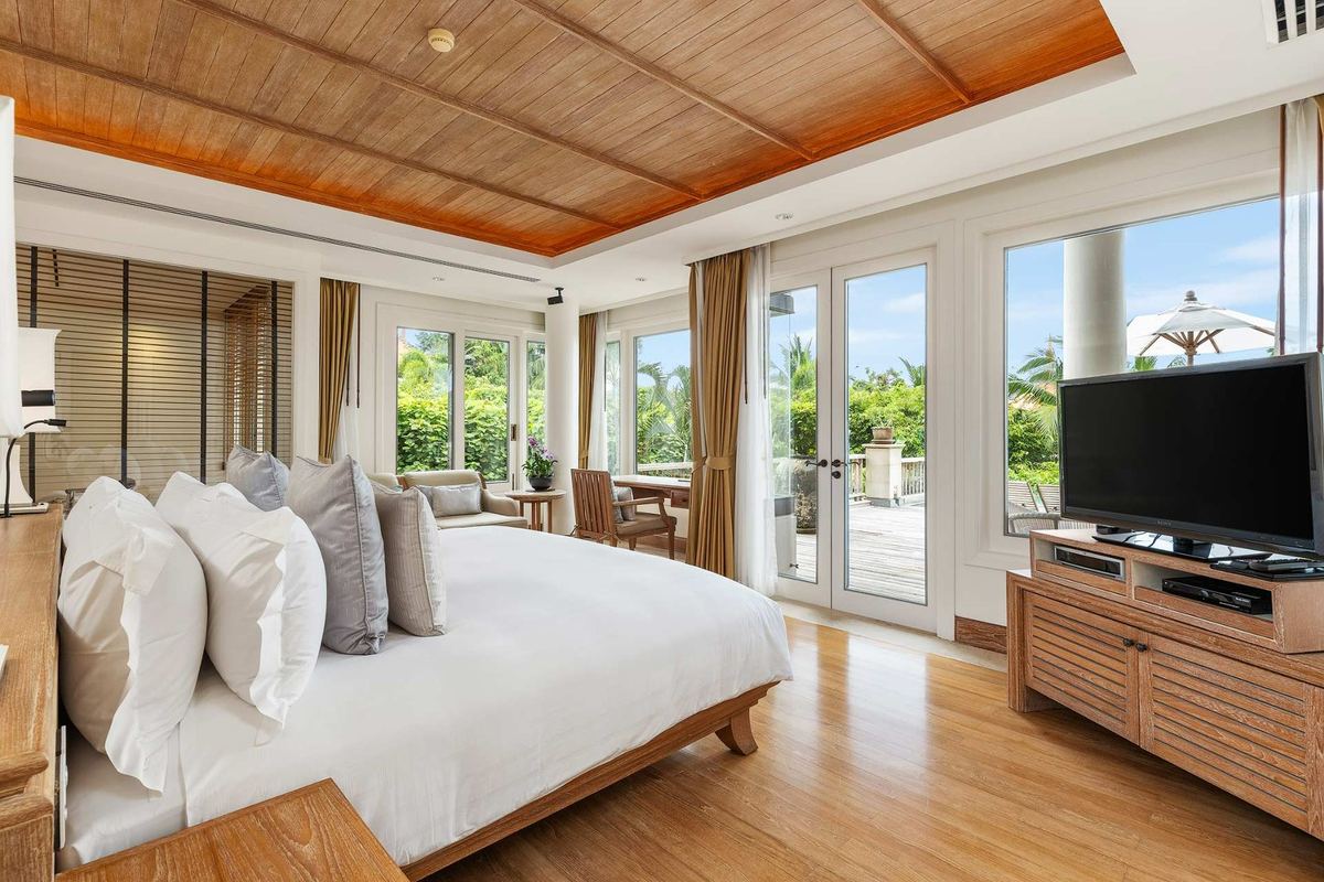 The Signature Villas Naiharn, Nai Harn, Phuket
